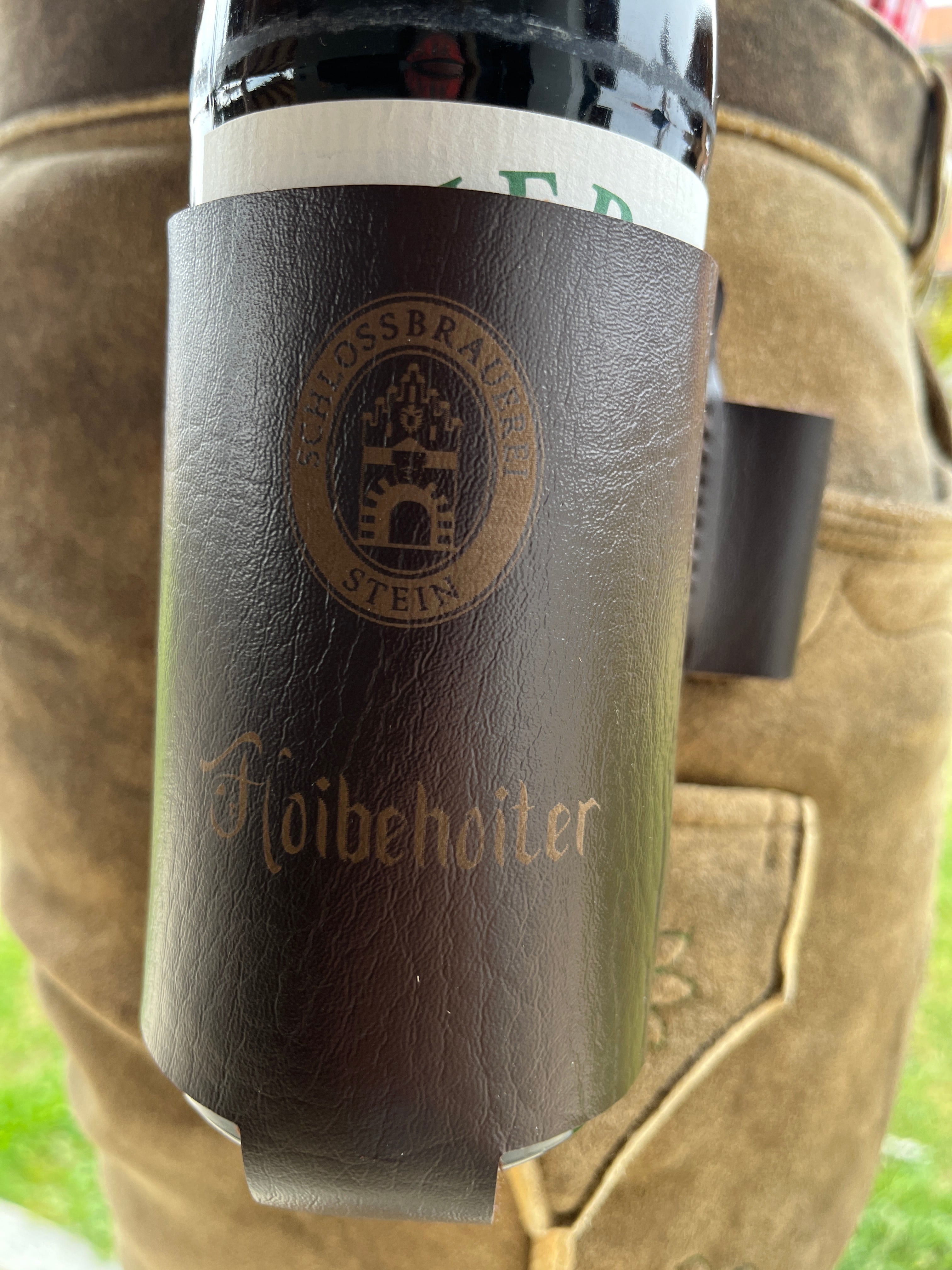 Hoibehoiter "Braun mit Lasche"